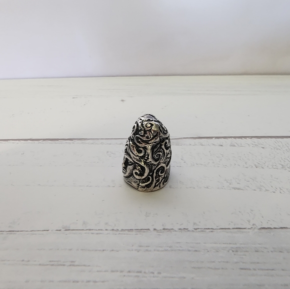 ANTIQUE 1916-1936  LONDON ENGLAND SEWING STERLING SILVER THIMBLE 8.8 Gr - Picture 6 of 7